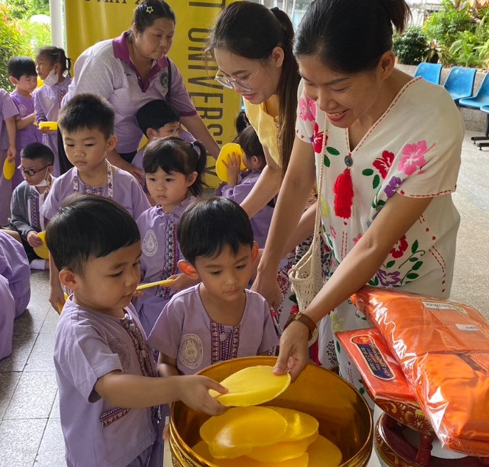 หล่อเทียนพรรษา ประจำปี 2567